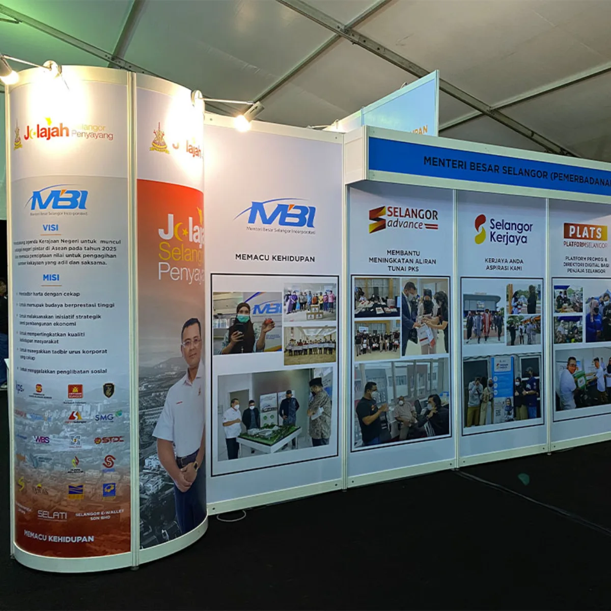 Exhibition panels arranged around a corner booth